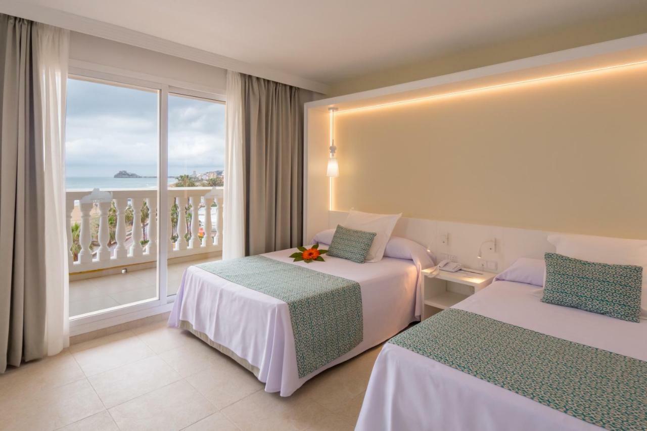 Family Room Sea Views